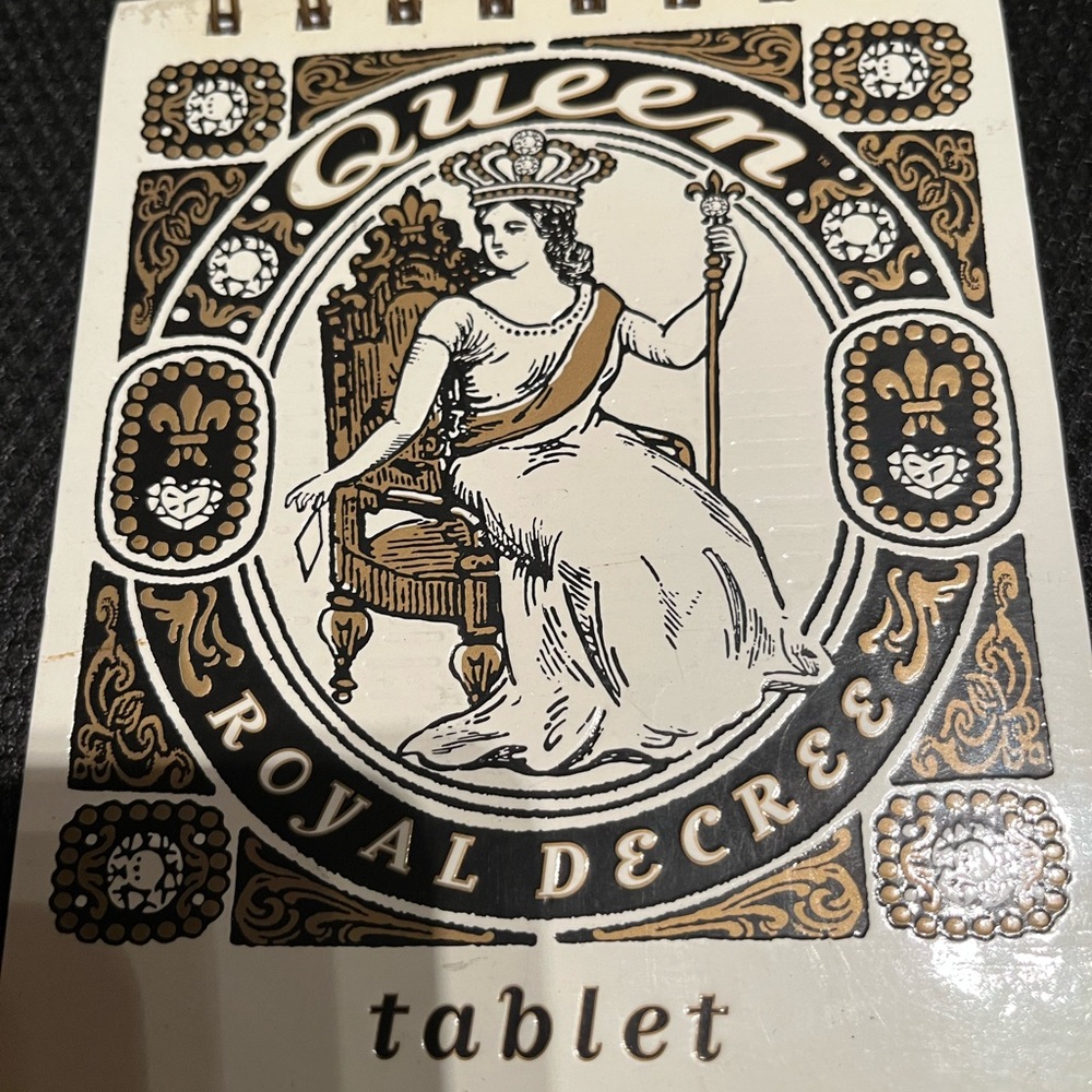 New Queen Notepad - Picture 3 of 4